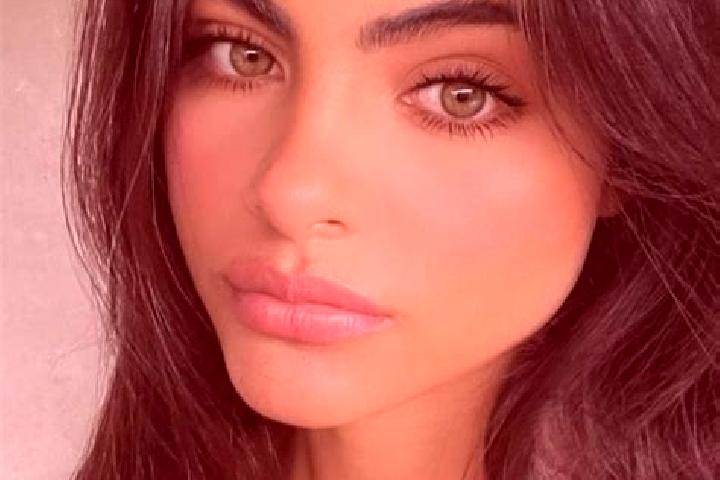 Kinsley, 20, a brunette grey-eyed indian companion based in Bistrica. Offering Girlfriend Experience, Couples, Roleplay, Striptease. Available for incall and...