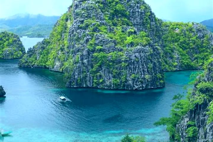 Kinsley, 20 — Escort in Legrada, Philippines