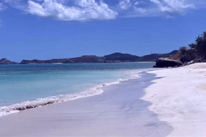Kinsley, 20 — Escort in Piggotts, Antigua and Barbuda