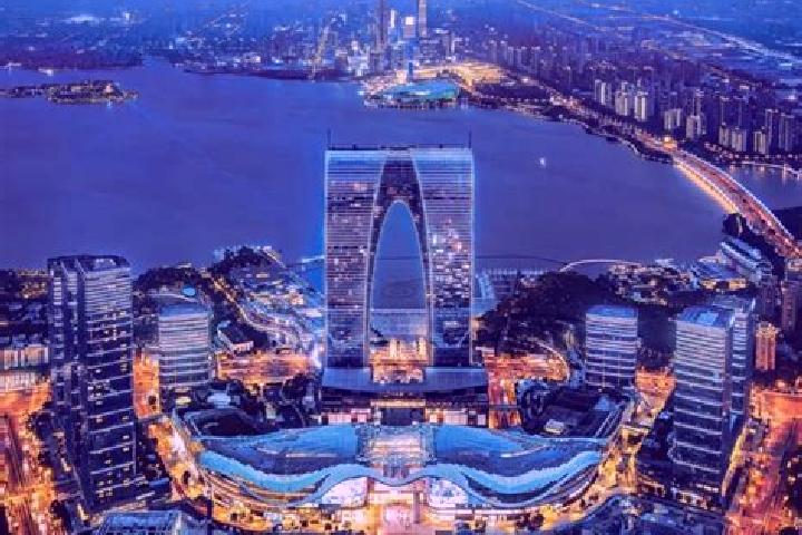 Kinsley, 20 — Escort in Wuzhou, China