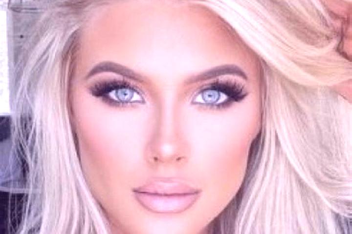 Kinsley, 21, a platinum blonde dark-eyed slavic companion based in Tpig. Offering Prostate Massage, 69, Domination, Massage, Dinner Date. Available for incal...