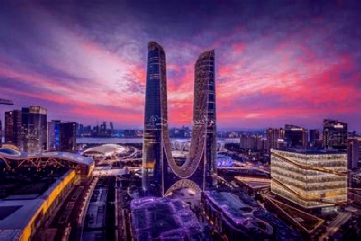 Kinsley, 21 — Escort in Gaodian, China