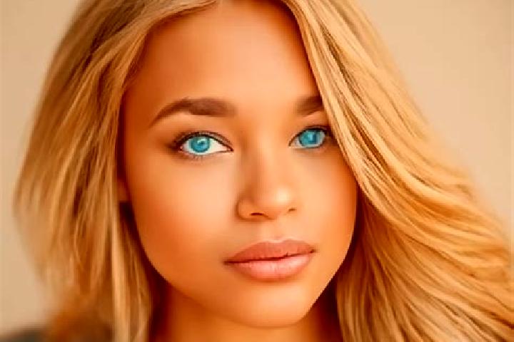 Kinsley, 22, a blonde blue-eyed latina companion based in Suz-on. Offering Deep French Kissing, Travel Companion, BDSM, A-Level. Available for incall and out...