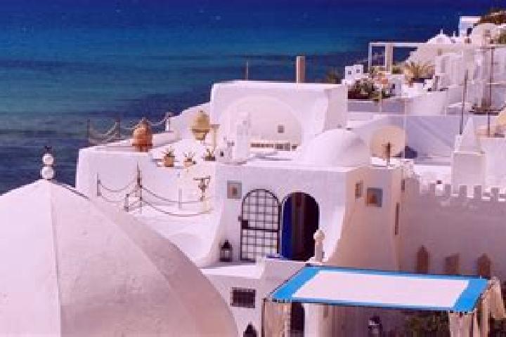 Kinsley, 22 — Escort in Douane, Tunisia