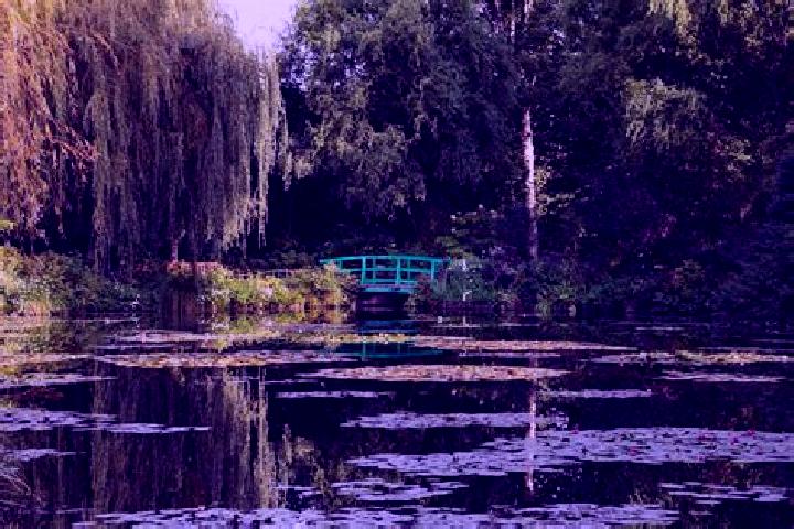 Kinsley, 22 — Escort in Giverny, France