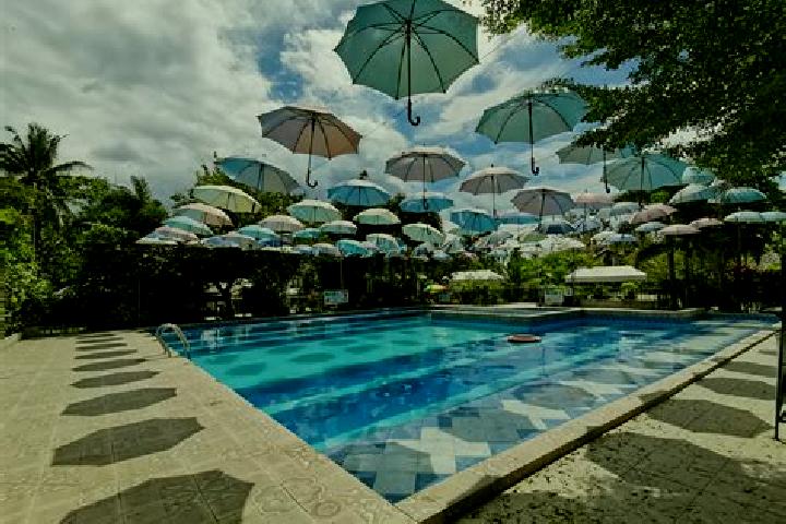 Kinsley, 22 — Escort in Inayagan, Philippines