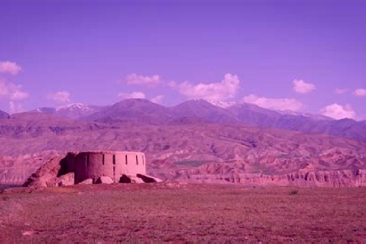 Kinsley, 22 — Escort in Qal eh-ye Khvajeh, Iran