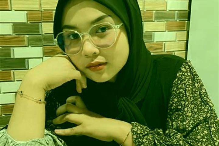 Kinsley, 22 — Escort in Sindangjaya, Indonesia