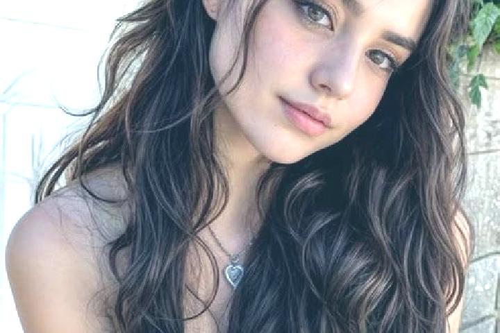Kinsley, 23, a auburn amber-eyed caribbean companion based in Uruzgan. Offering Girlfriend Experience, BDSM, Fetish. Available for incall and outcall, overni...