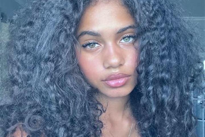 Kinsley, 23, a auburn blue-eyed ebony companion based in Donville-les-Bains. Offering 69, Tantra, Party Girl, Duos. Available for incall and outcall, day and...