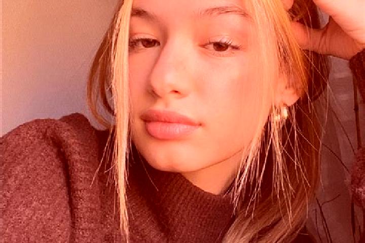 Kinsley, 23, a blonde brown-eyed mixed companion based in El Ciervo. Offering GFE, 69, Deep French Kissing. Available for incall and outcall, day and evening...