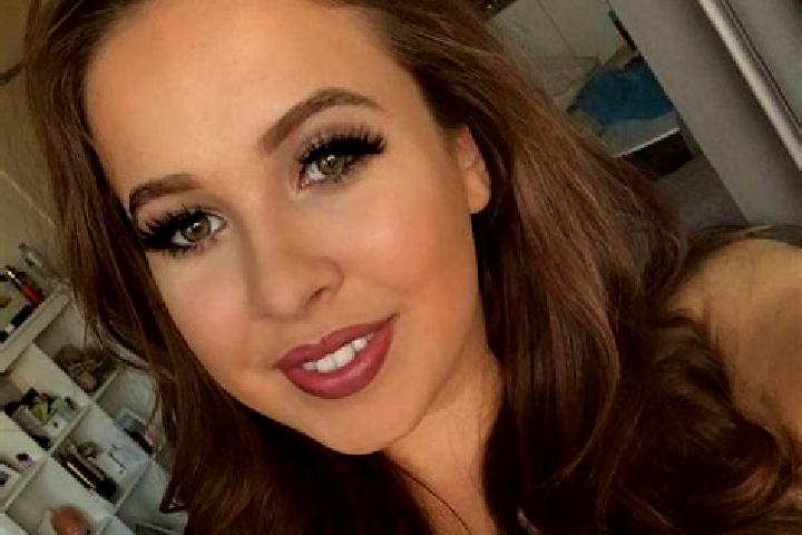 Kinsley, 23, a brunette grey-eyed ebony companion based in Hotham. Offering 69, Deep French Kissing, Overnight, Prostate Massage. Available for incall and ou...