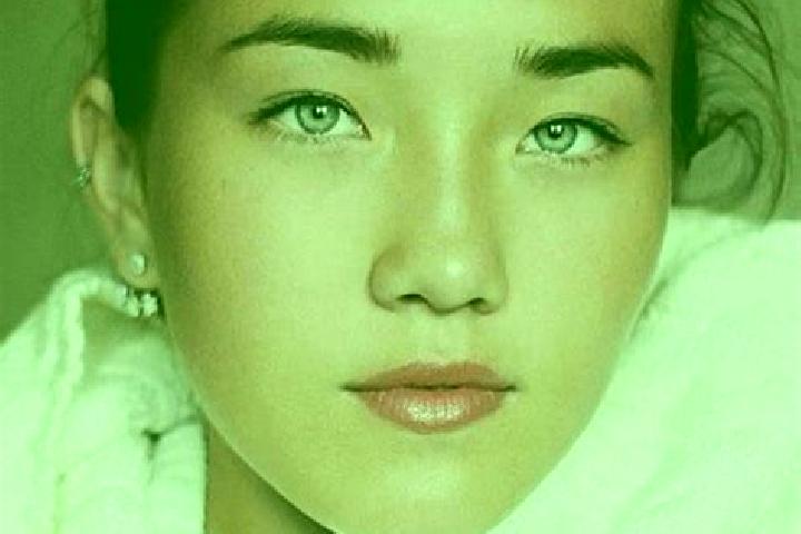 Kinsley, 23, a chestnut amber-eyed caucasian companion based in Guire. Offering Erotic Massage, Duos, Couples, Dinner Date. Available for incall and outcall,...