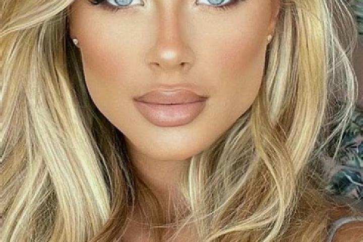 Kinsley, 24, a blonde hazel-eyed latina companion based in Santa Ana del Pilar. Offering Erotic Massage, Tantra, Striptease. Available for incall and outcall...