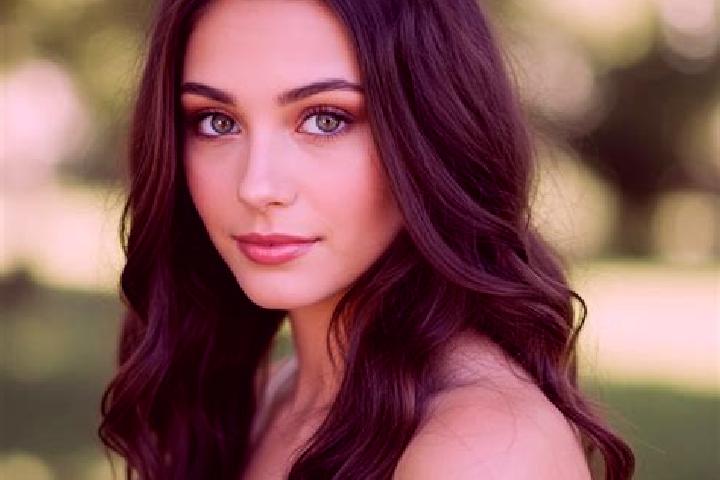Kinsley, 24, a brunette hazel-eyed indian companion based in Biograd na Moru. Offering Dinner Date, Roleplay, Girlfriend Experience, Travel Companion. Availa...