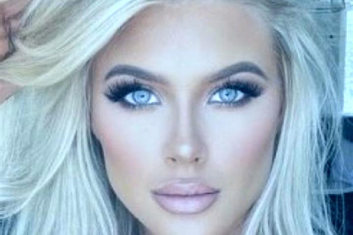 Kinsley, 24, a platinum blonde grey-eyed mediterranean companion based in Ciladaeun. Offering Tantra, Fetish, CIM. Available for incall and outcall, overnigh...