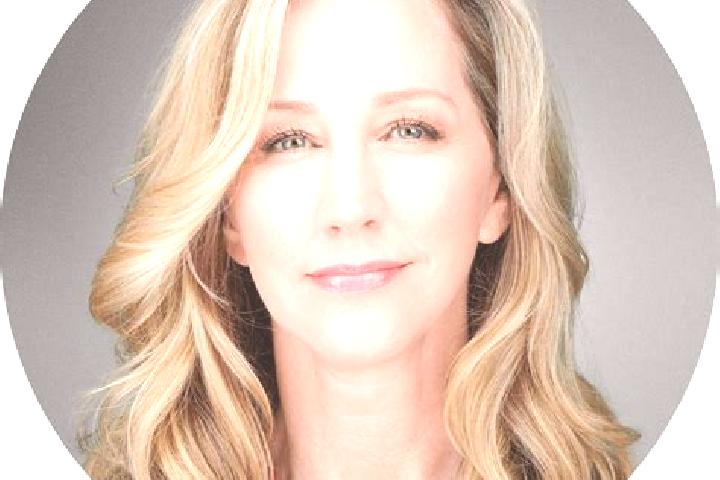 Kinsley, 25 — Escort in Feather Sound, United States