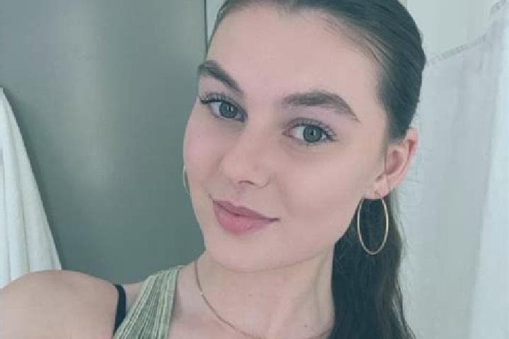 Kinsley, 26 — Escort in Langhorne, United States