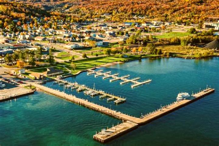 Kinsley, 26 — Escort in Munising, United States