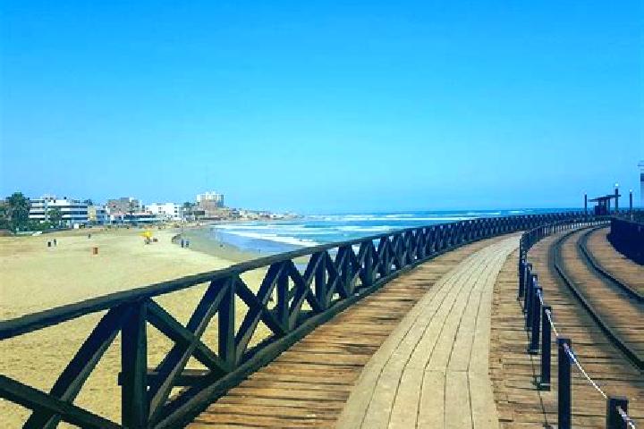 Kinsley, 26 — Escort in Pimentel, Peru