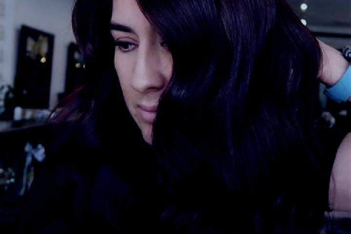Kinsley, 27, a auburn dark-eyed indian companion based in Lasnigo. Offering Couples, Fetish, Duos. Available for incall and outcall, day and evening dates.