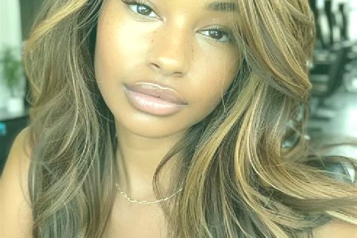 Kinsley, 27, a dark blonde brown-eyed middle eastern companion based in Ledat. Offering Domination, OWO, A-Level, Travel Companion, GFE. Available for incall...