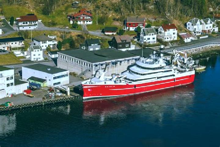 Kinsley, 27 — Escort in Fosnavag, Norway