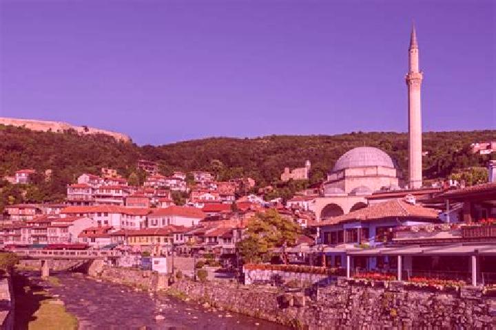 Kinsley, 27 — Escort in Irzniq, Kosovo