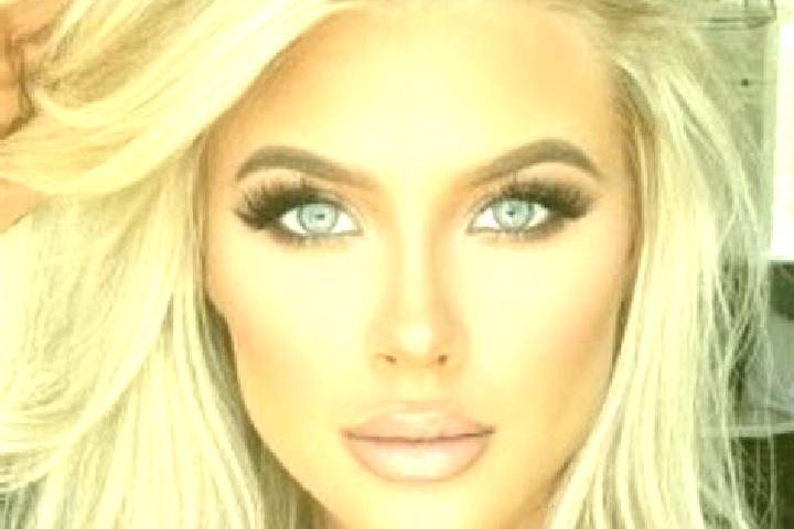 Kinsley, 28, a platinum blonde amber-eyed asian companion based in Resiutta. Offering Prostate Massage, OWO, Striptease, CIM. Available for incall and outcal...