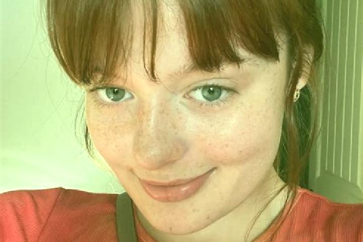 Kinsley, 28, a red blue-eyed mediterranean companion based in Enval. Offering Roleplay, BDSM, GFE, Tantra. Available for incall and outcall, day and evening ...