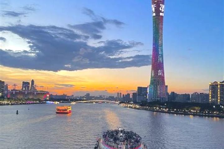Kinsley, 28 — Escort in Guanzhou, China