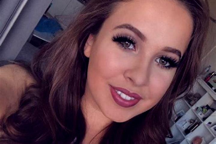 Kinsley, 29, a auburn amber-eyed caribbean companion based in Selistea. Offering Tantra, Girlfriend Experience, Striptease. Available for incall and outcall,...