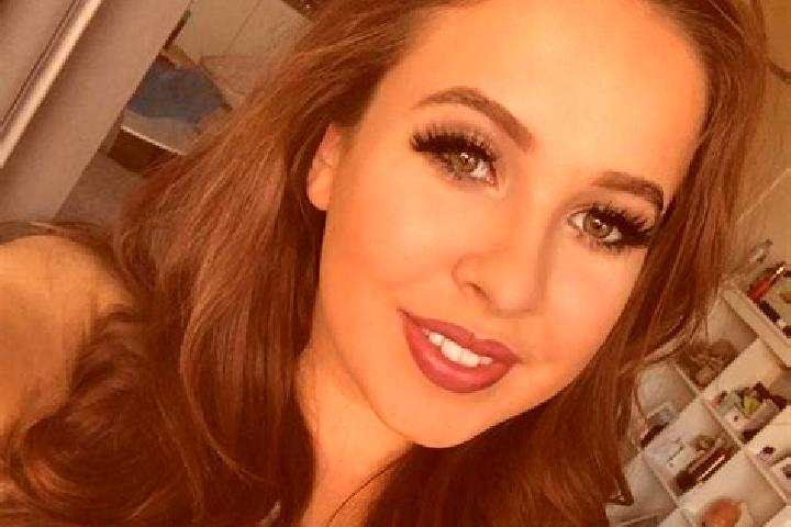 Kinsley, 31, a dark blonde amber-eyed caucasian companion based in Bexleyheath. Offering Party Girl, Couples, Prostate Massage, Domination. Available for inc...