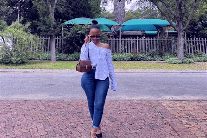 Kinsley, 31 — Escort in Tsolo, South Africa