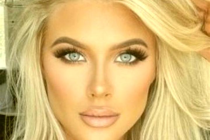 Kinsley, 32, a platinum blonde grey-eyed mixed companion based in Benon. Offering Duos, Erotic Massage, Dinner Date. Available for incall and outcall, day an...