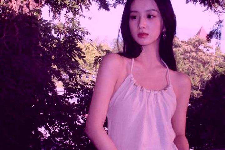 Kinsley, 32 — Escort in Shangen, China
