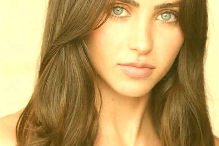 Kinsley, 33, a brunette dark-eyed caucasian companion based in Gross Lindow. Offering Domination, Deep French Kissing, Prostate Massage, Couples, OWO. Availa...