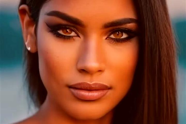 Kinsley, 33, a dark blonde grey-eyed latina companion based in Jocosic. Offering Roleplay, Travel Companion, Overnight. Available for incall and outcall, day...
