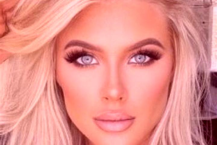 Kinsley, 33, a platinum blonde grey-eyed middle eastern companion based in Waterloo Corner. Offering Domination, Striptease, Party Girl, Prostate Massage. Av...