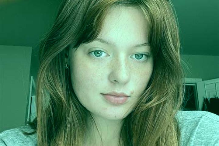 Kinsley, 33, a red dark-eyed caucasian companion based in Neu Wulmstorf. Offering Domination, Overnight, Tantra. Available for incall and outcall, day and ev...