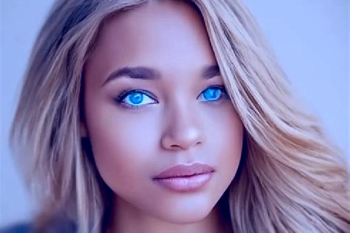 Kinsley, 34, a dark blonde blue-eyed latina companion based in Hedingen. Offering BDSM, Travel Companion, OWO. Available for incall and outcall, overnight bo...