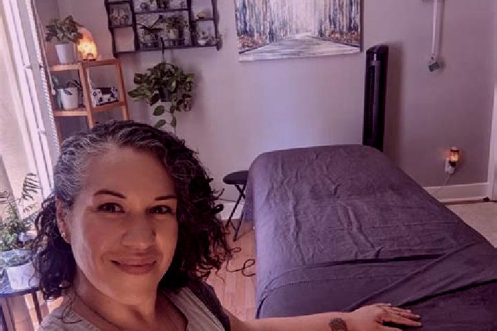 Kinsley, 34, a dark blonde dark-eyed mediterranean companion based in Tarsiab. Offering Couples, Overnight, BDSM, Erotic Massage. Available for incall and ou...