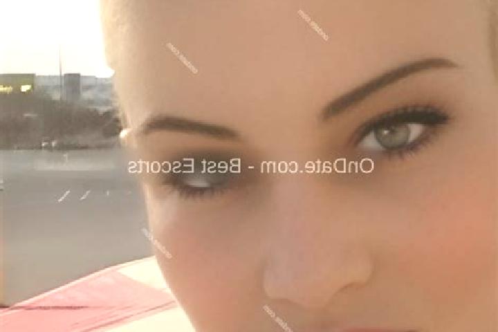 Kinsley, 34 — Escort in Dallas, Australia