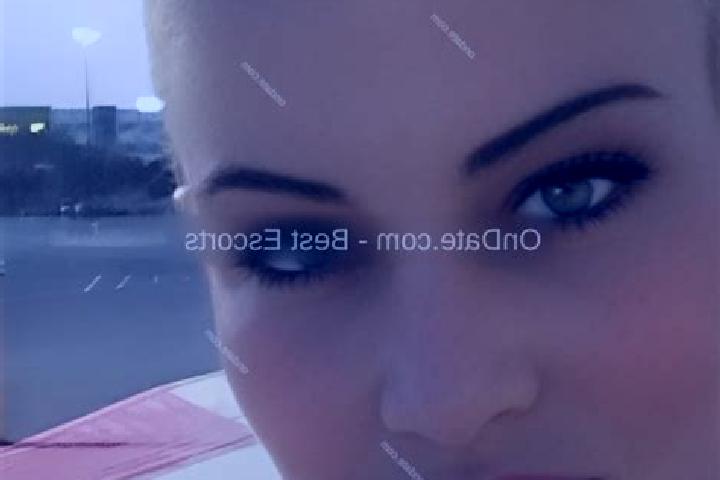 Kinsley, 34 — Escort in Gemer, Slovakia