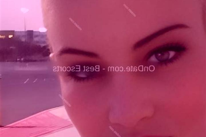 Kinsley, 34 — Escort in Nemacolin, United States