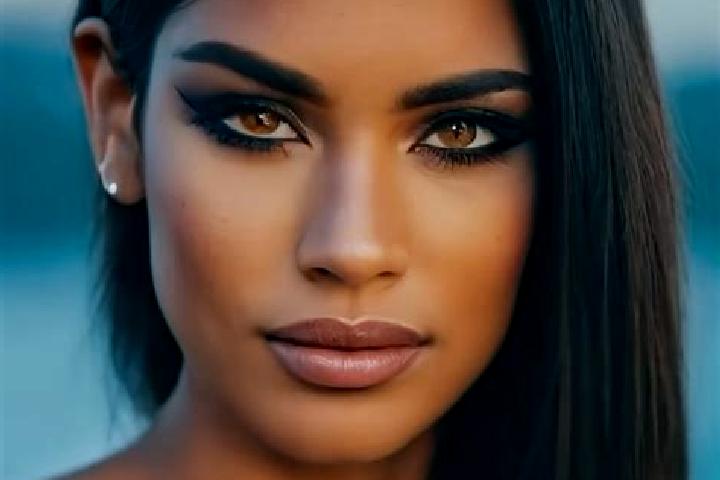 Kinsley, 35, a black hazel-eyed latina companion based in Ndunyu Njeru. Offering Travel Companion, Massage, Girlfriend Experience, Tantra. Available for inca...