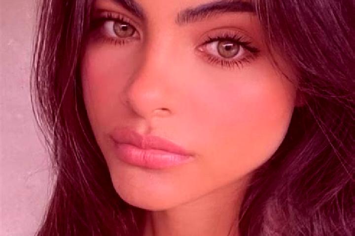 Kinsley, 35, a brunette green-eyed middle eastern companion based in Wermsdorf. Offering Deep French Kissing, Fetish, Roleplay, Dinner Date. Available for in...