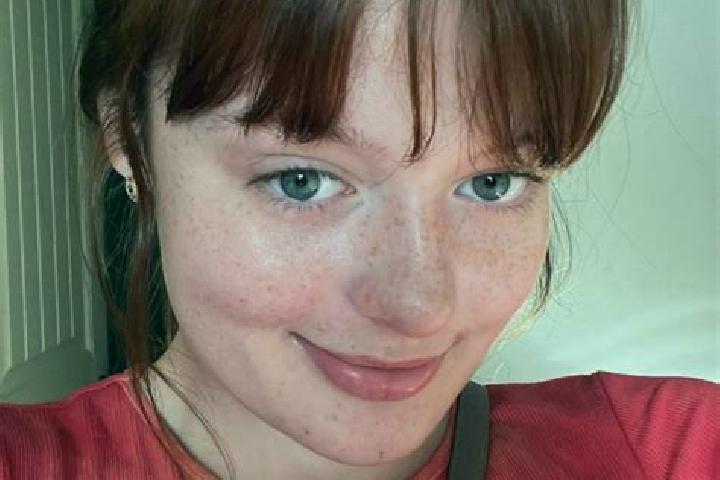 Kinsley, 35, a red grey-eyed european companion based in Borsec. Offering Party Girl, Couples, BDSM. Available for incall and outcall, overnight bookings ava...