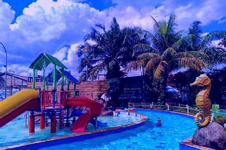Kinsley, 35 — Escort in Sawangan, Indonesia