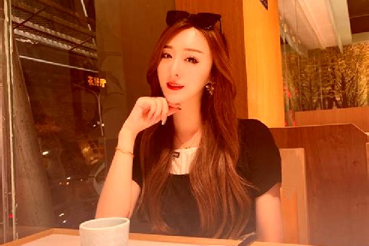 Kinsley, 35 — Escort in Zhenjiatai, China
